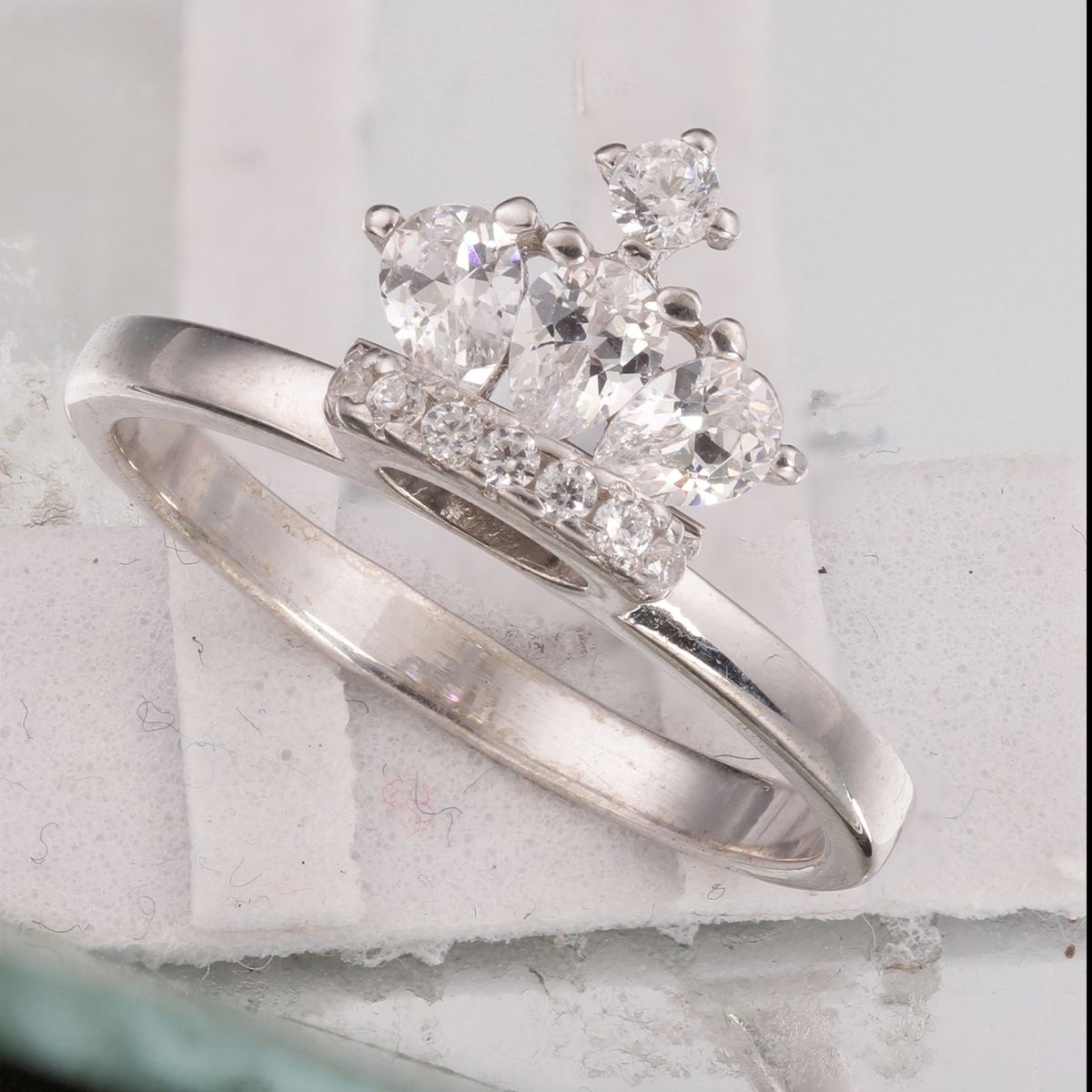 Ring before retouching